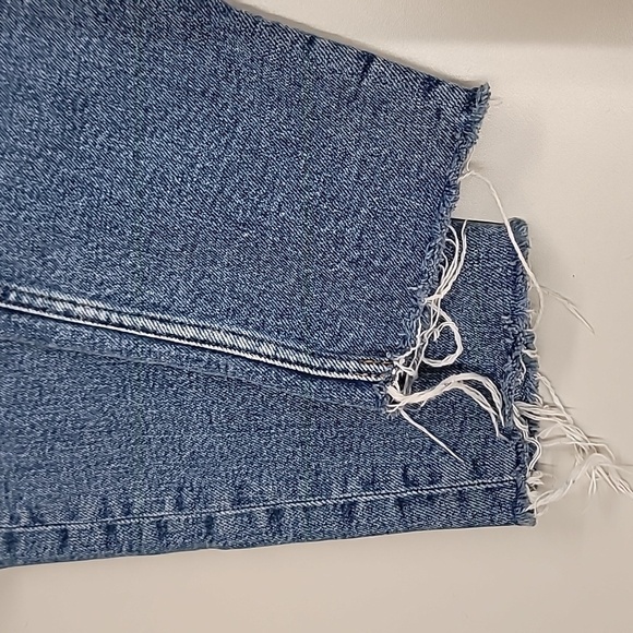 Redone 90s high rise ankle crop distressed jeans - Picture 9 of 15